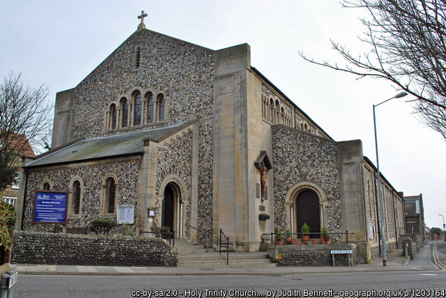 Exterior image of 606181 Broadstairs Holy Trinity