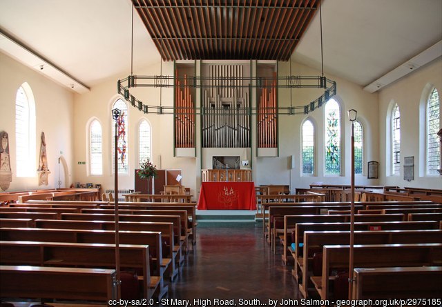 Interior image of 608165 Woodford St Mary