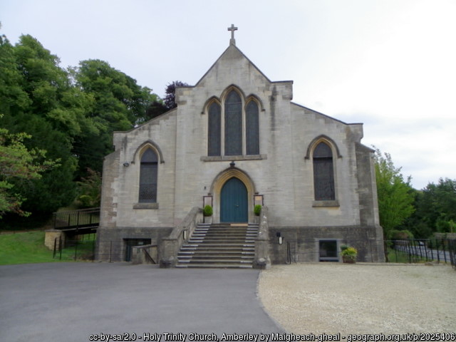 Amberley: Holy Trinity - CHR Church
