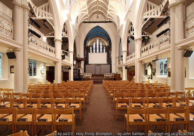 Interior image of 623173 Holy Trinity Brompton