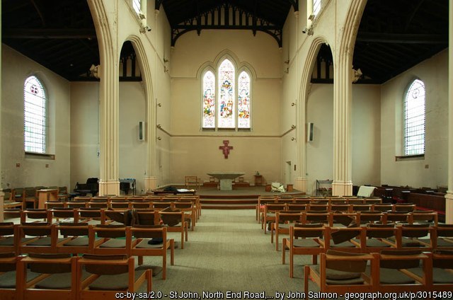 Interior image of 623206 St John Walham Green