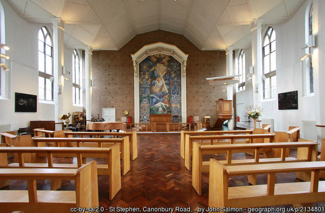 Interior image of 623144 St Stephen Canonbury Road