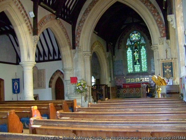 Interior image of 634328 Alderbury St Mary the Virgin