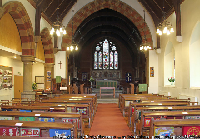 Interior image of 632219 Stevenage Holy Trinity