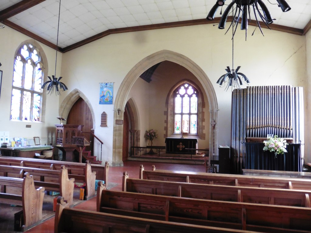 Interior image of 601171 St Michael & All Angels, Haselbury Plucknutt