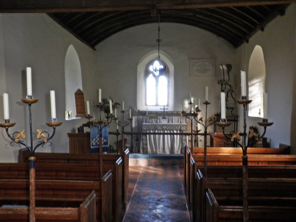 Interior image of 601487 St Bartholomew, Rodhuish