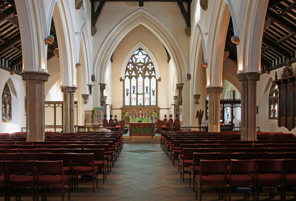 Interior image of 608090  St Edward the Confessor, Romford