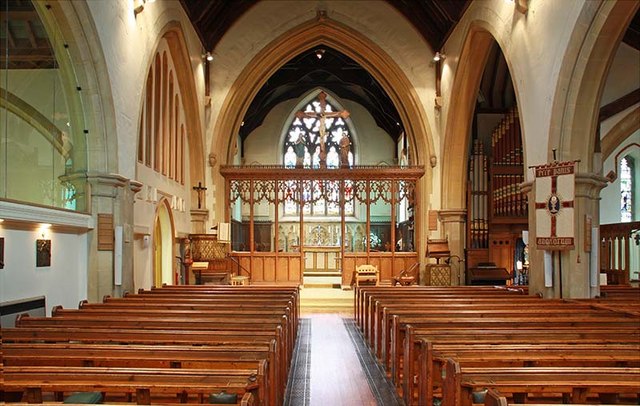 Interior image of 610223 St John the Evangelist, Burgess Hill.