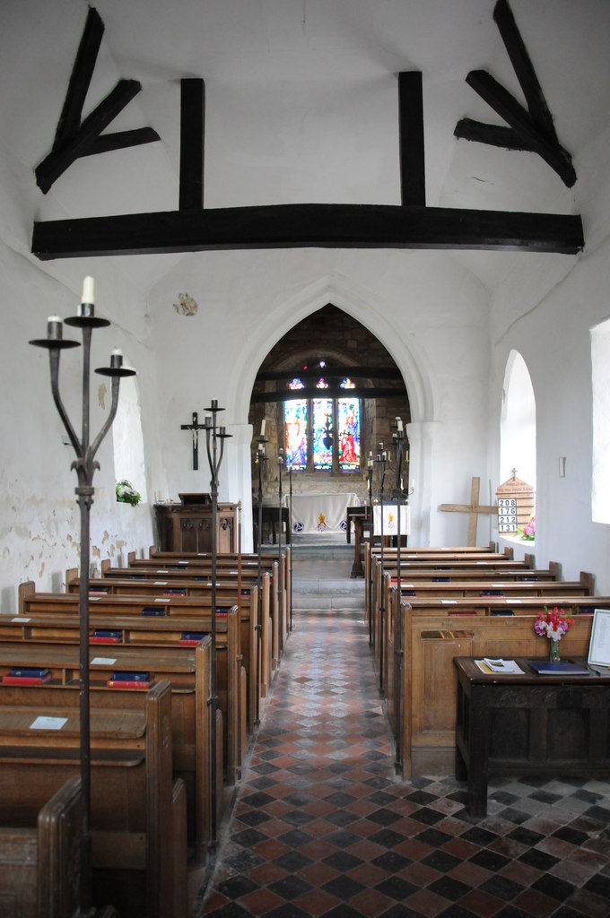 Interior image of 611145 Holy Trinity, Morton Bagot
