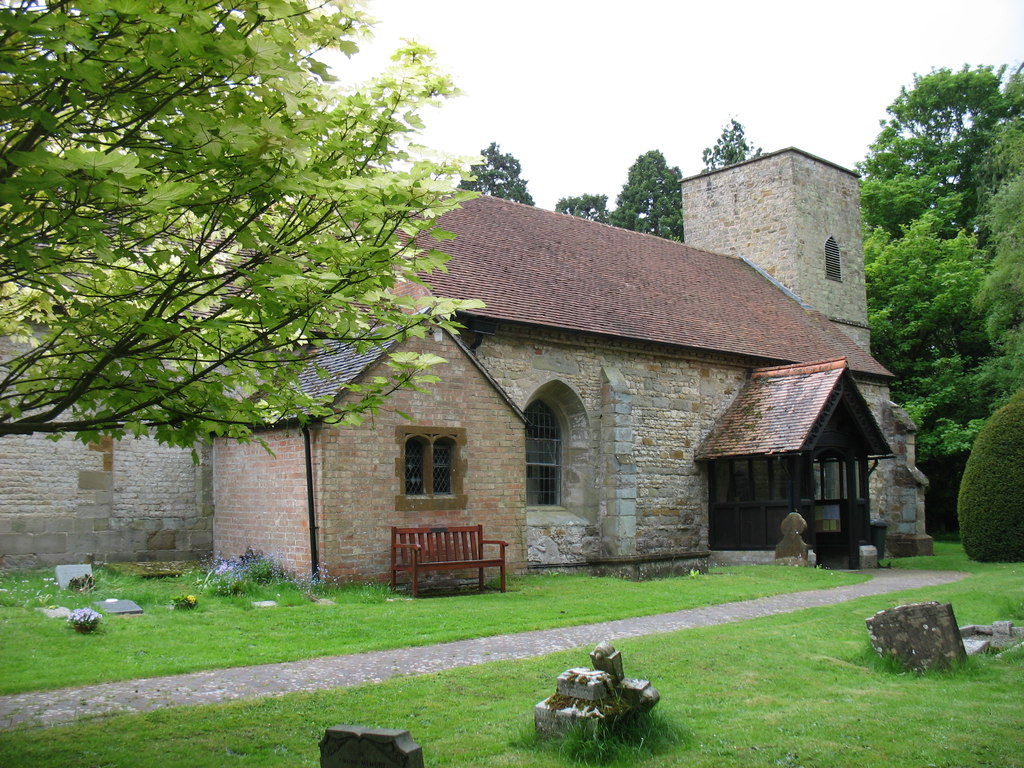 Exterior image of 611178  Holy Cross, Moreton Morrell