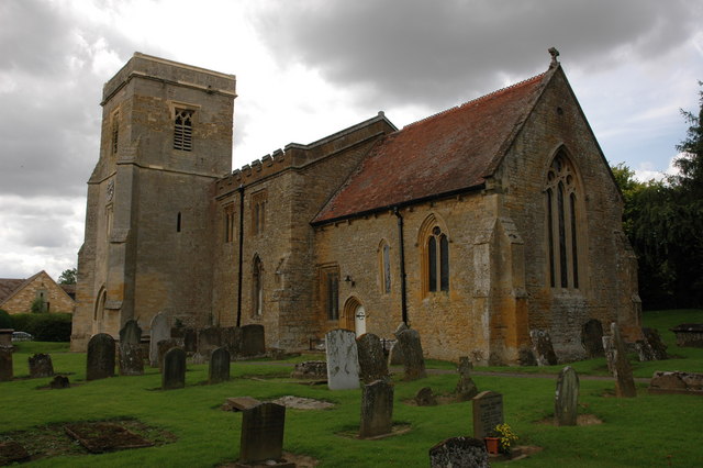 Exterior image of 611212  St. Thomas a Becket, Sutton-under-Brailes