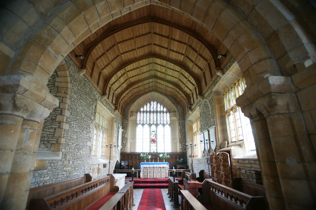Interior image of 611219 St Mary, Whitchurch.