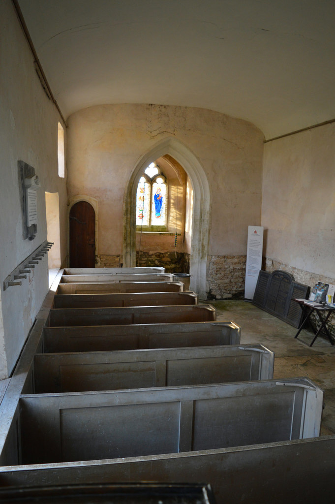 Interior image of 616416  St Arild, Oldbury-on-the-Hill