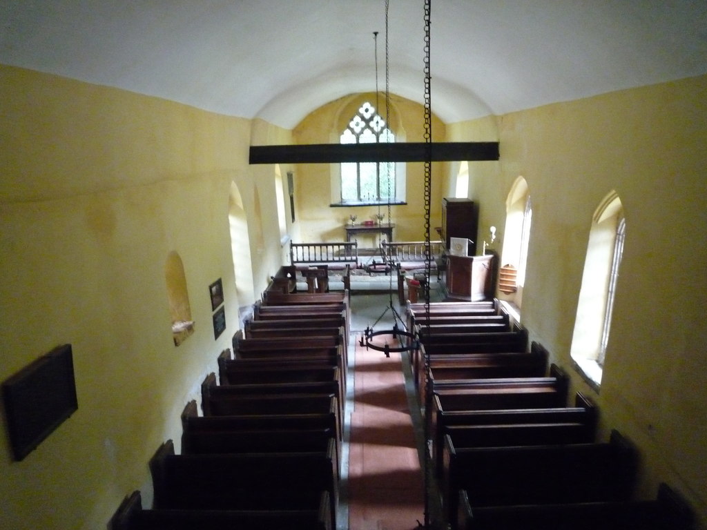 Interior image of 618423 St. Catherine, Tugford
