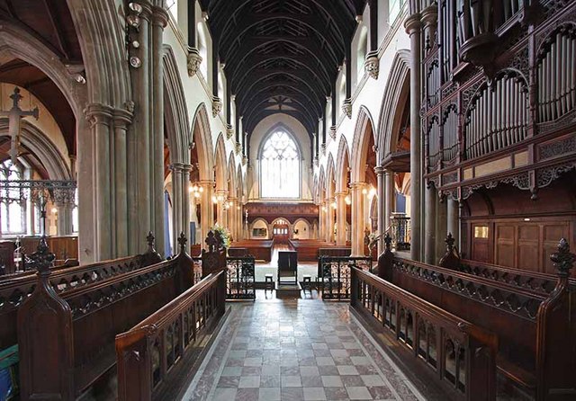 Interior image of 623060 St Gabriel, Warwick Square, London - looking West