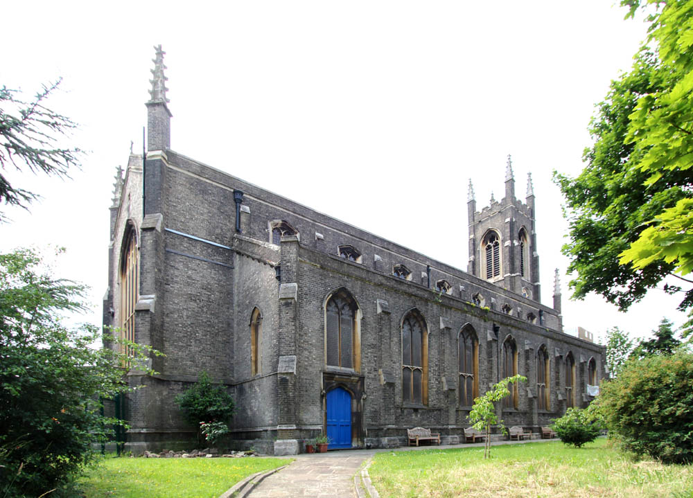 Exterior image of 623135  St John Upper Holloway, London