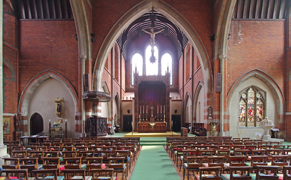 Interior image of 623194 Holy Innocents Hammersmith, London