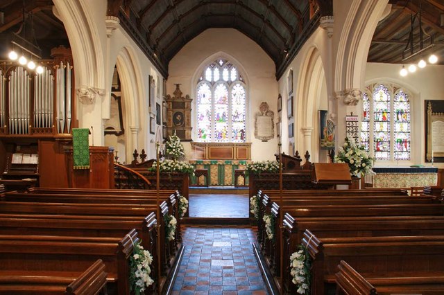 Interior image of 623293 St Mary the Virgin Monken Hadley