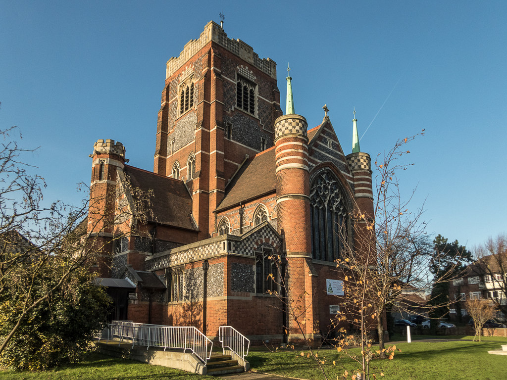 Exterior image of 623377 St John the Evangelist Palmers Green, London