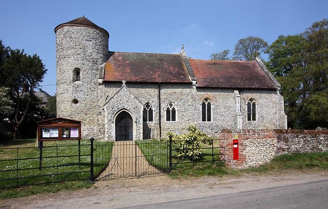 Exterior image of  626353 St Mary the Virgin, Howe