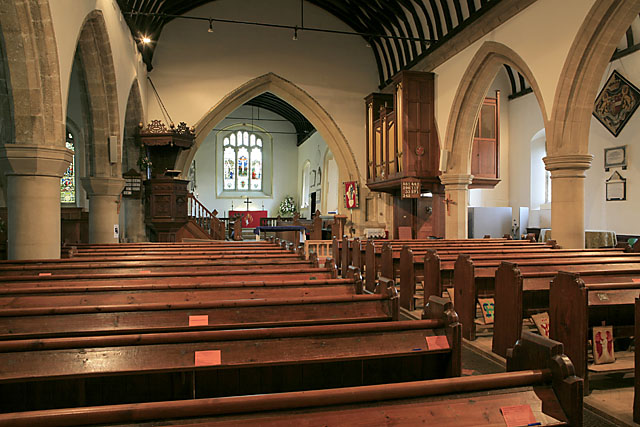 Interior image of 629026 St Peter, Bishop's Waltham