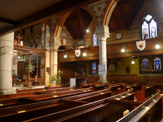 Interior image of 629166  St Mary the Virgin, Cowes.