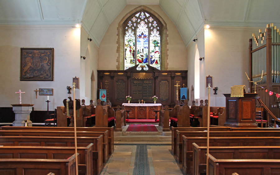 Interior image of 631176 St Peter & St Paul, Teston