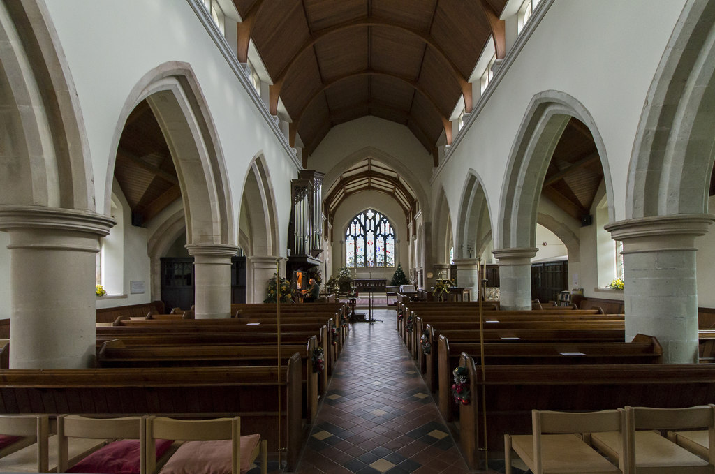 Interior image of 631184  St Martin, Brasted