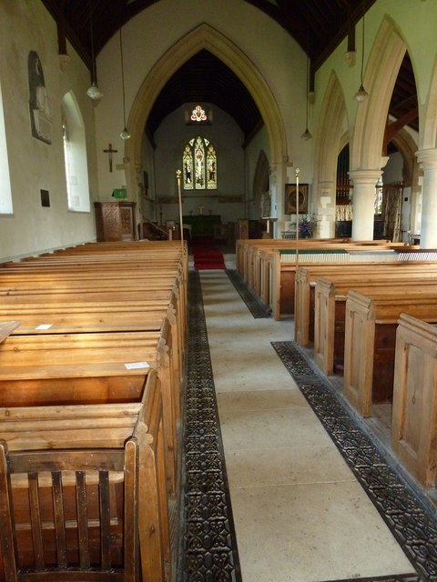 Interior image of 634228  Holy Trinity, Stourpaine