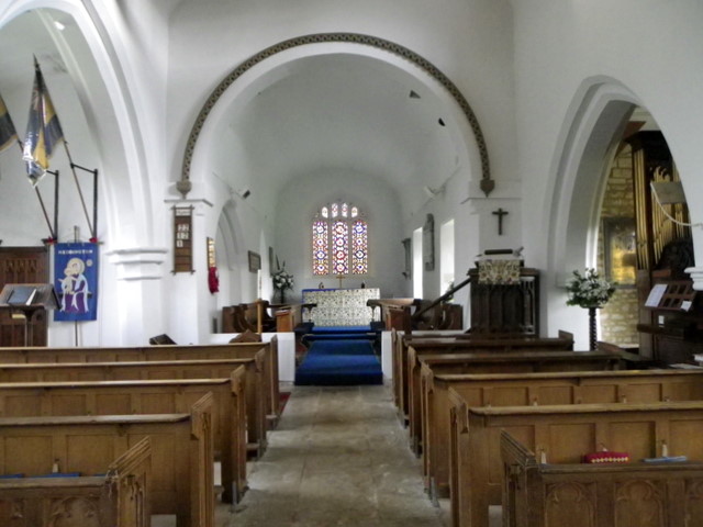 Interior image of 634488  St Andrew, Heddington