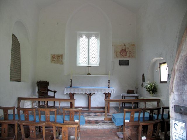 Interior image of 641303  St Peter Old Church, Stockbridge