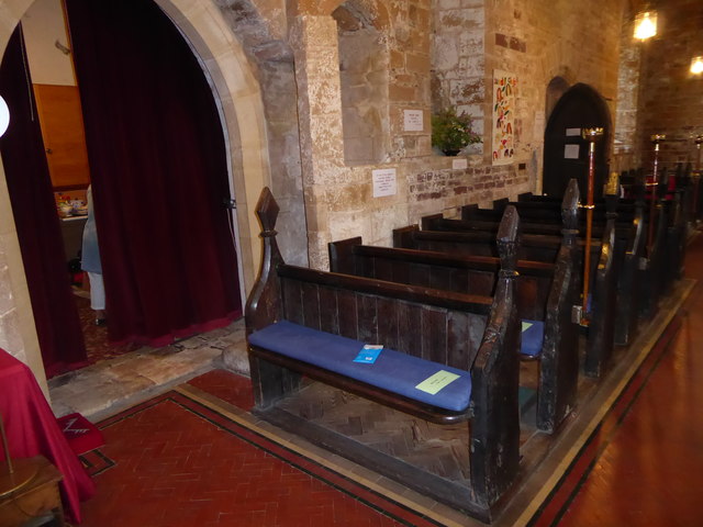 Interior image of 601395 St Peter & St Paul, Weston in Gordano.