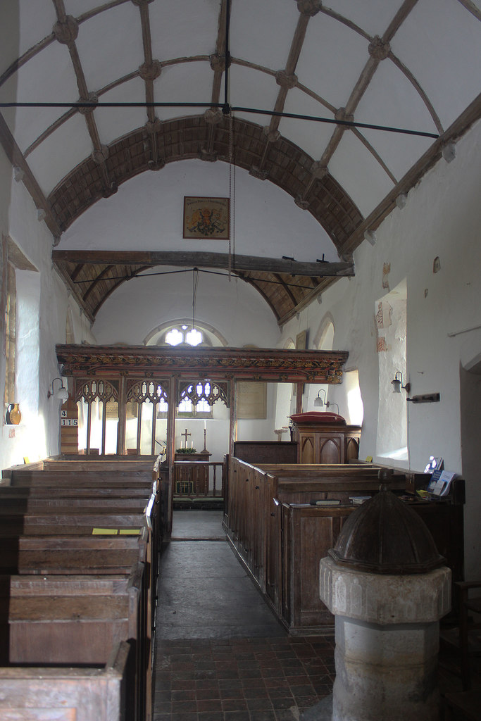 Interior image of 601587 St Michael, Raddington