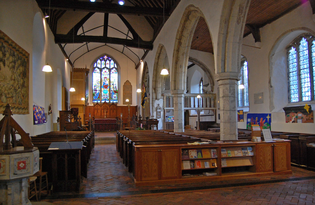 Interior image of 606215  St Nicholas, Pluckley