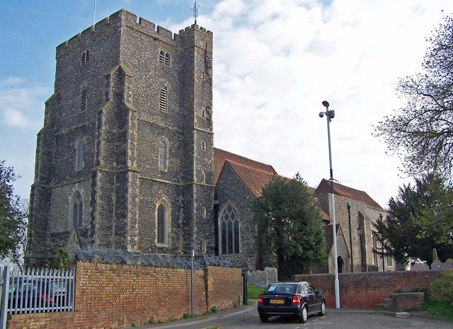 Exterior image of 606296 Holy Trinity, Milton Regis