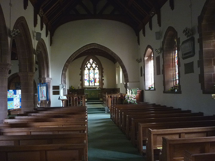 Interior image of 607286 St Mary, Gosforth