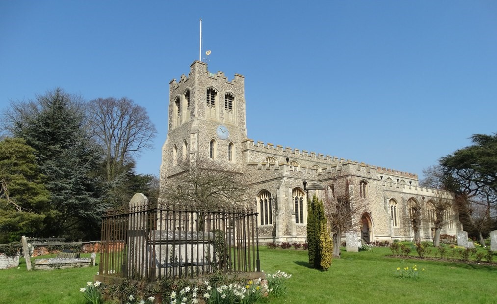 Exterior image of 608439 St Peter-ad-Vincula, Coggeshall