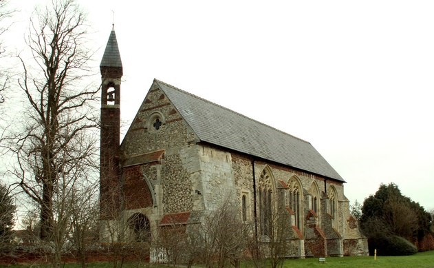 Exterior image of 608523 St Mary the Virgin, Little Dunmow