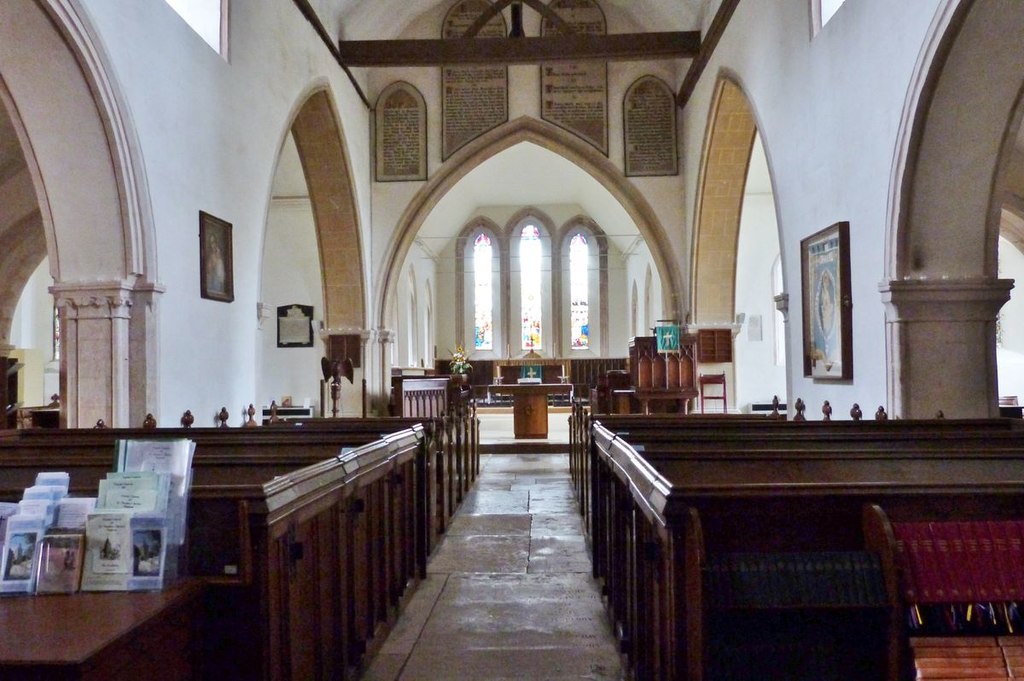 Interior image of 610022 St Thomas a Becket, Pagham