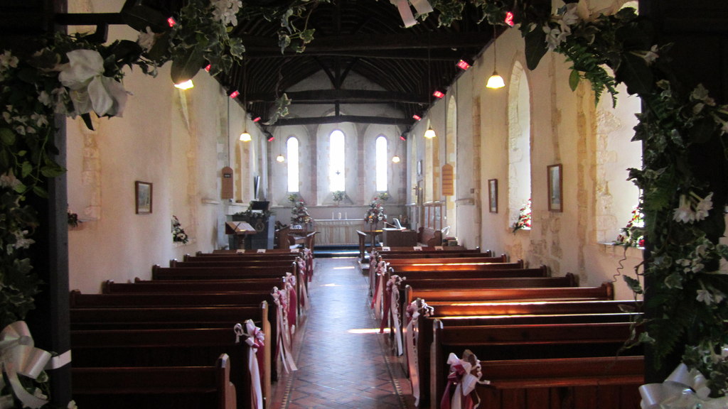 Interior image of 610330 St Nicholas, West Thorney