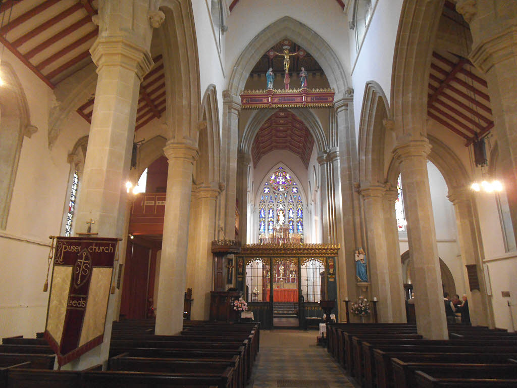 Interior image of 646380  St Saviour, Leeds