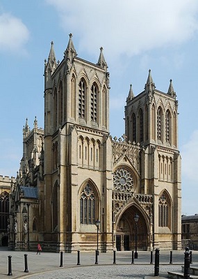 Exterior image of 605001 Bristol Cathedral