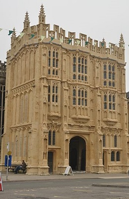Exterior image of 616279 St John the Baptist Cirencester