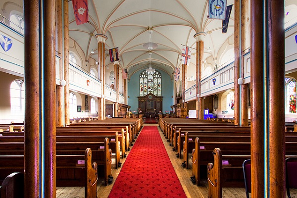 Interior Photograph of 634273 Poole: St James