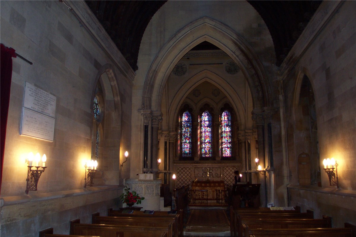 Interior Photograph of Daylesford: St Peter