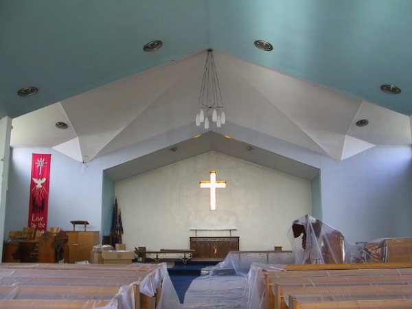 Interior photograph of 624019 Openshaw: St Barnabas