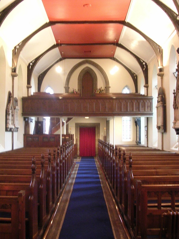 Interior photograph of Roundhay: St John