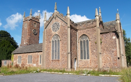 Exterior image of 615086 Exeter, St Thomas the Apostle