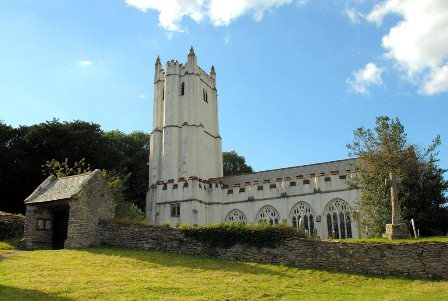 Exterior image of 615284 Torbryan: Holy Trinity