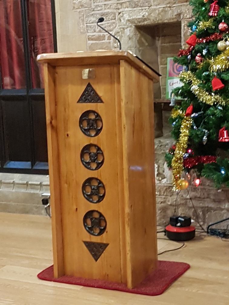 Photograpg of new lectern 